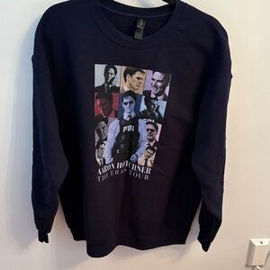 Gildan Black Crewneck Sweatshirt with Multicolor Graphic